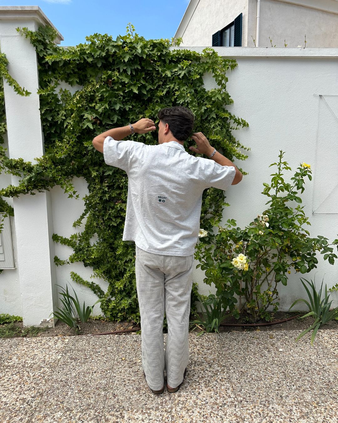 Ilia Light Gray T-Shirt - Image 6