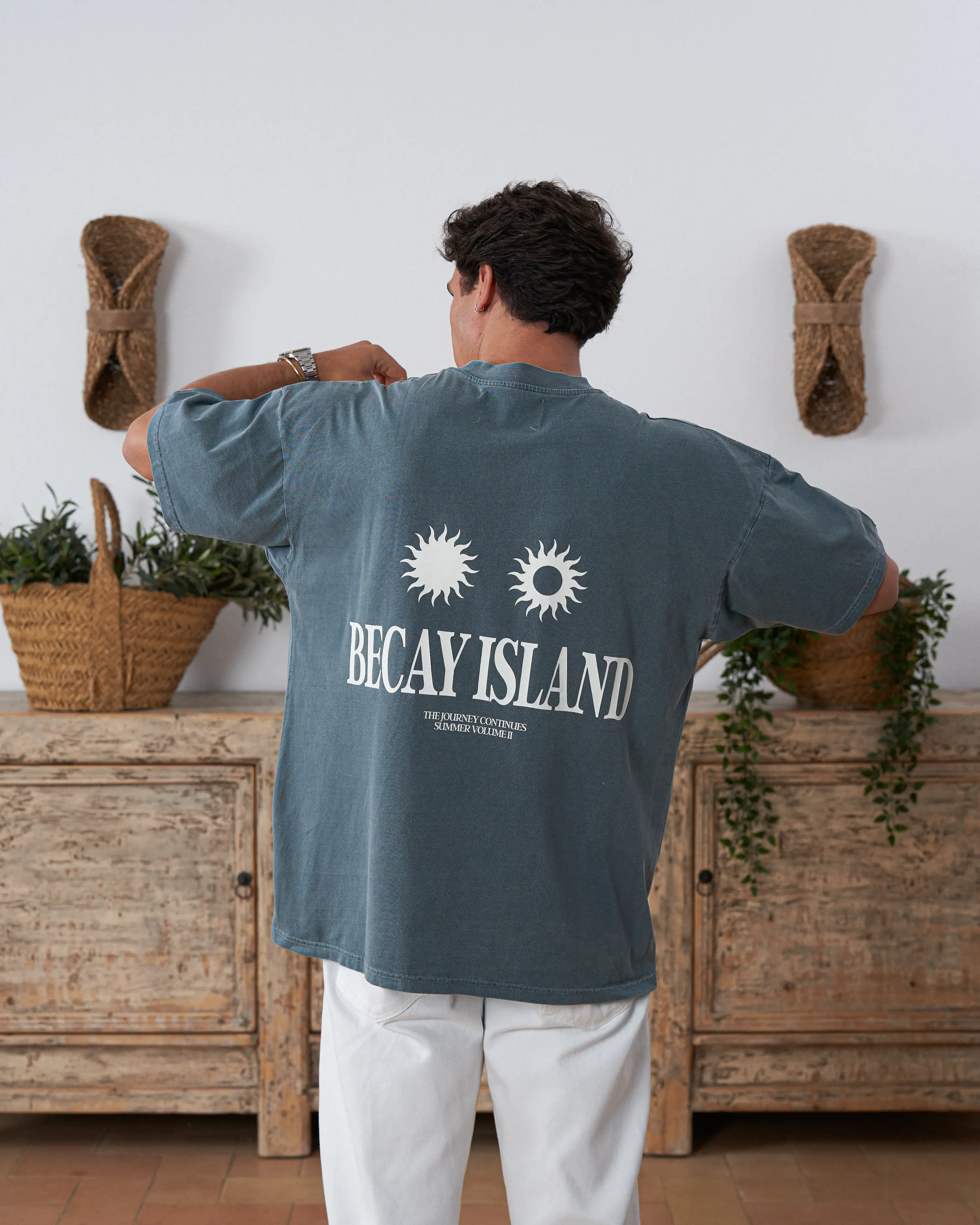 Island T-Shirt - Image 3