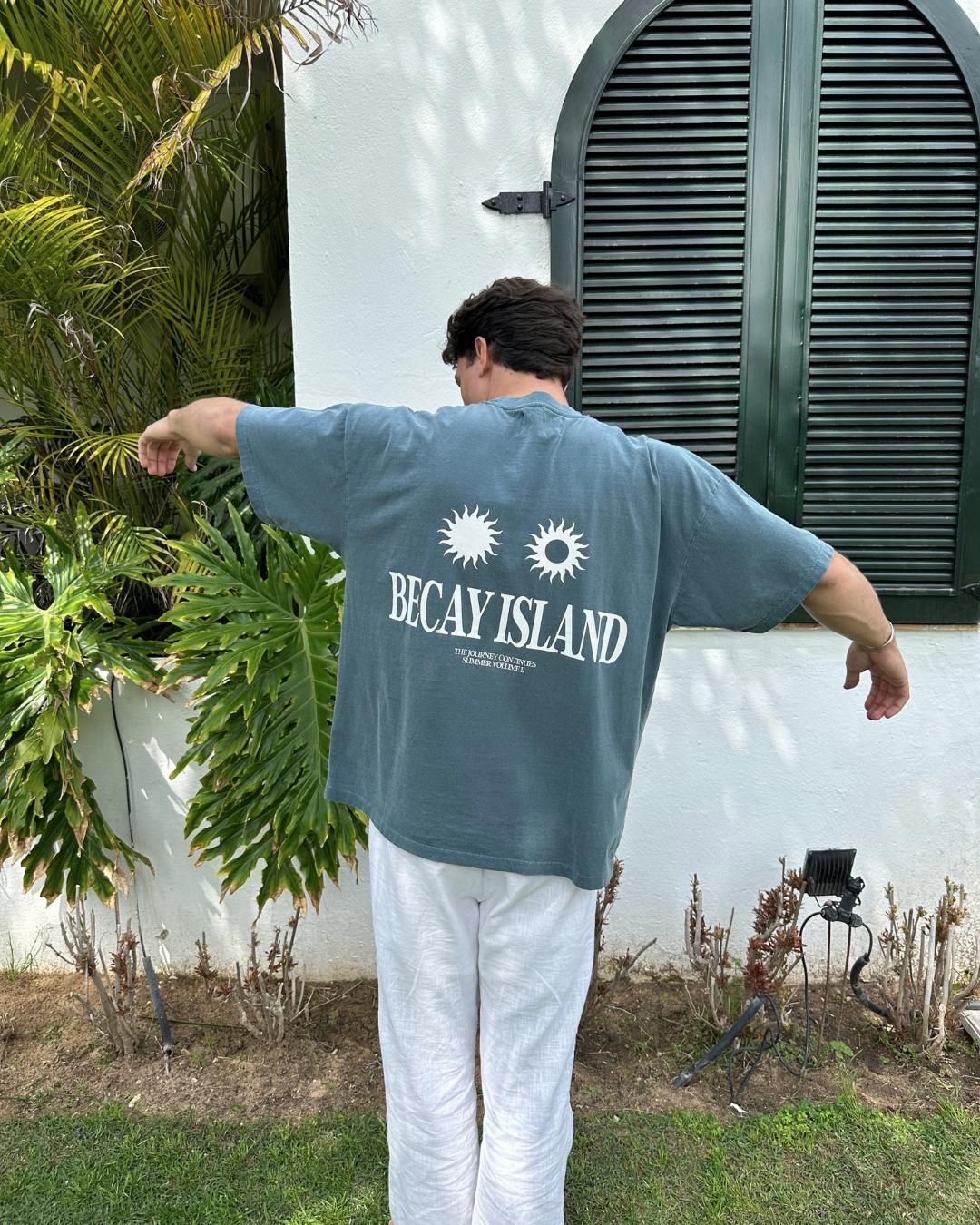 Island T-Shirt - Image 8